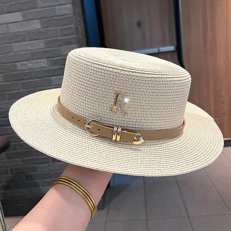 Summer Sun Hat Flat Top Straw Hats for Women New Metal R Letter Fashionable Beach Sun Hat Females Travel Holidays Boater Hat